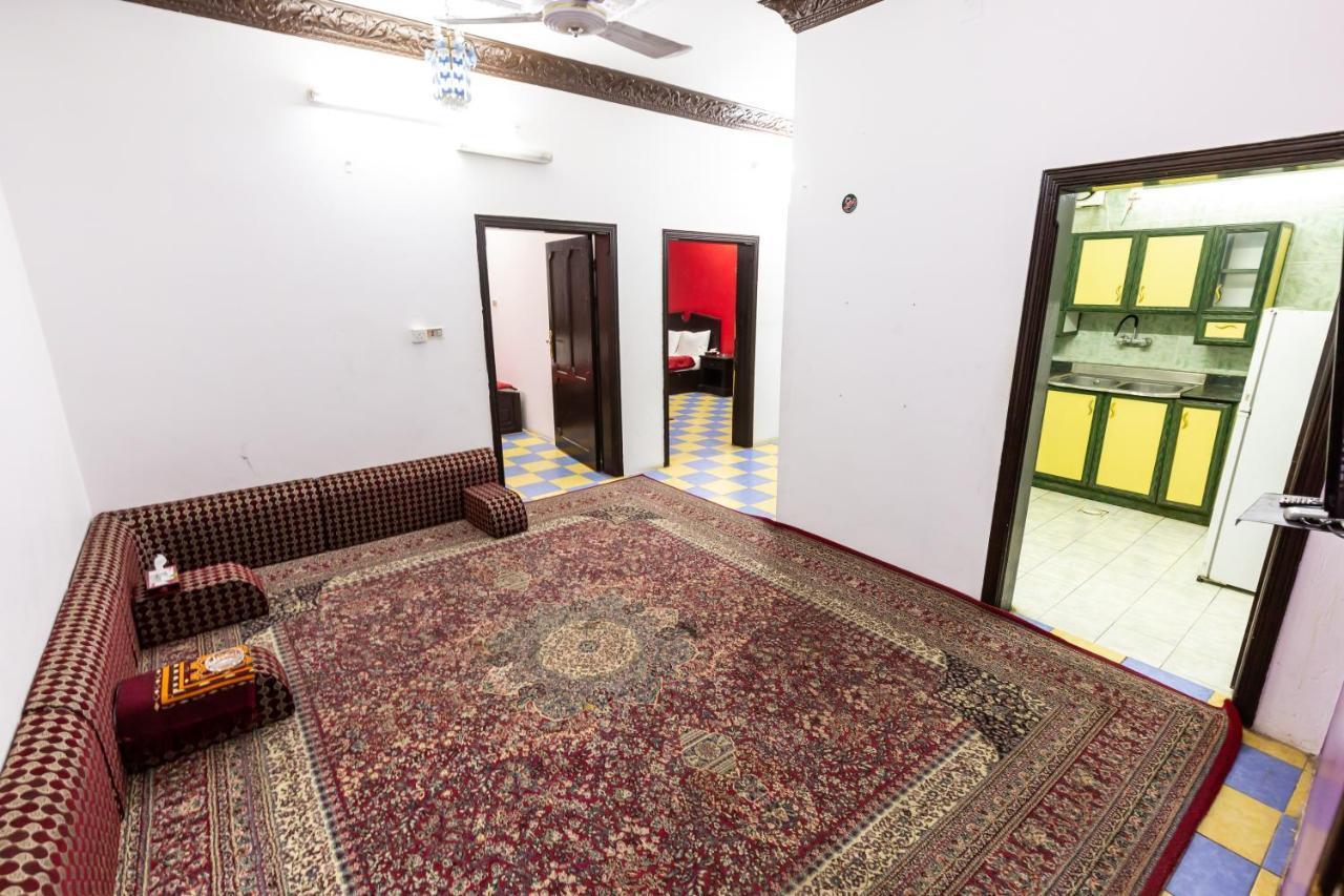 Al Eairy Furnished Apartments - Al Bahah 3 ภายนอก รูปภาพ
