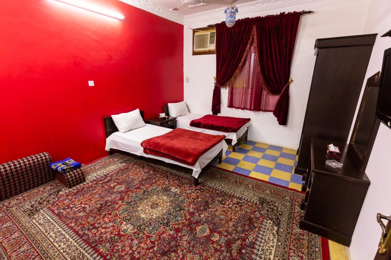 Al Eairy Furnished Apartments - Al Bahah 3 ภายนอก รูปภาพ