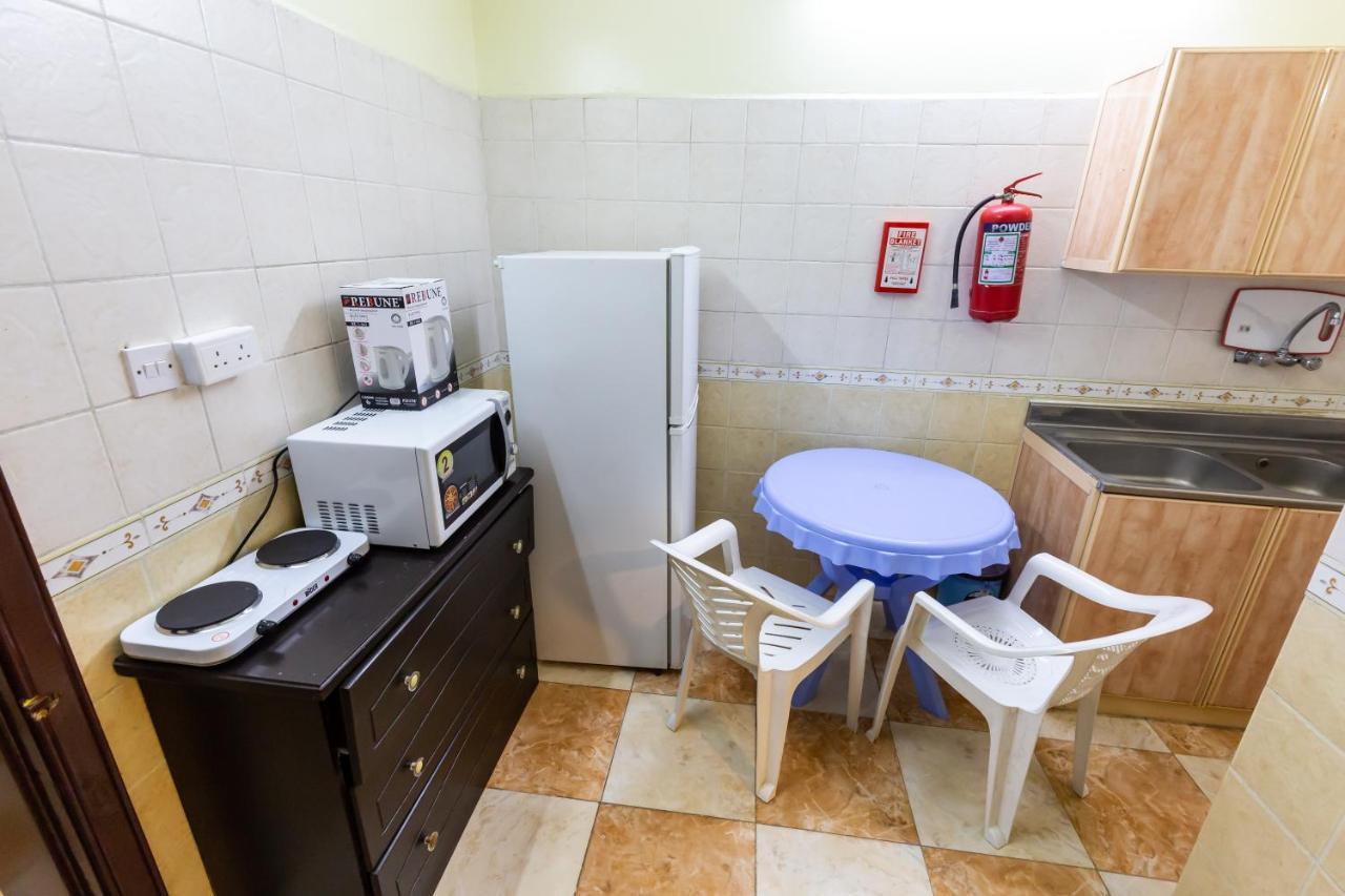 Al Eairy Furnished Apartments - Al Bahah 3 ภายนอก รูปภาพ