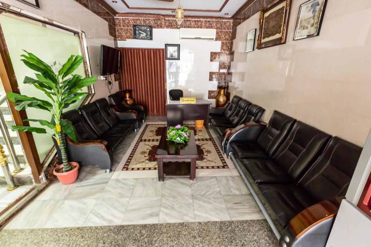 Al Eairy Furnished Apartments - Al Bahah 3 ภายนอก รูปภาพ