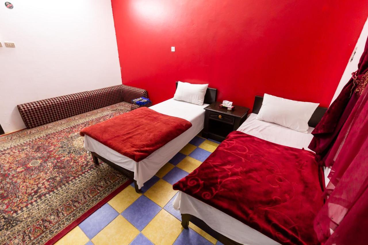 Al Eairy Furnished Apartments - Al Bahah 3 ภายนอก รูปภาพ